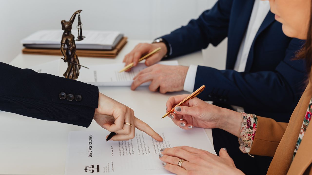 7 Dangerous Signs of Vitamin B12 Deficiency