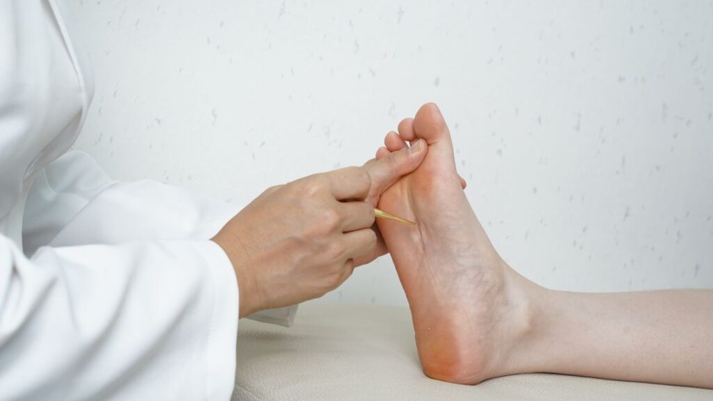 9 Warning Signs of Diabetes Hidden in Your Feet